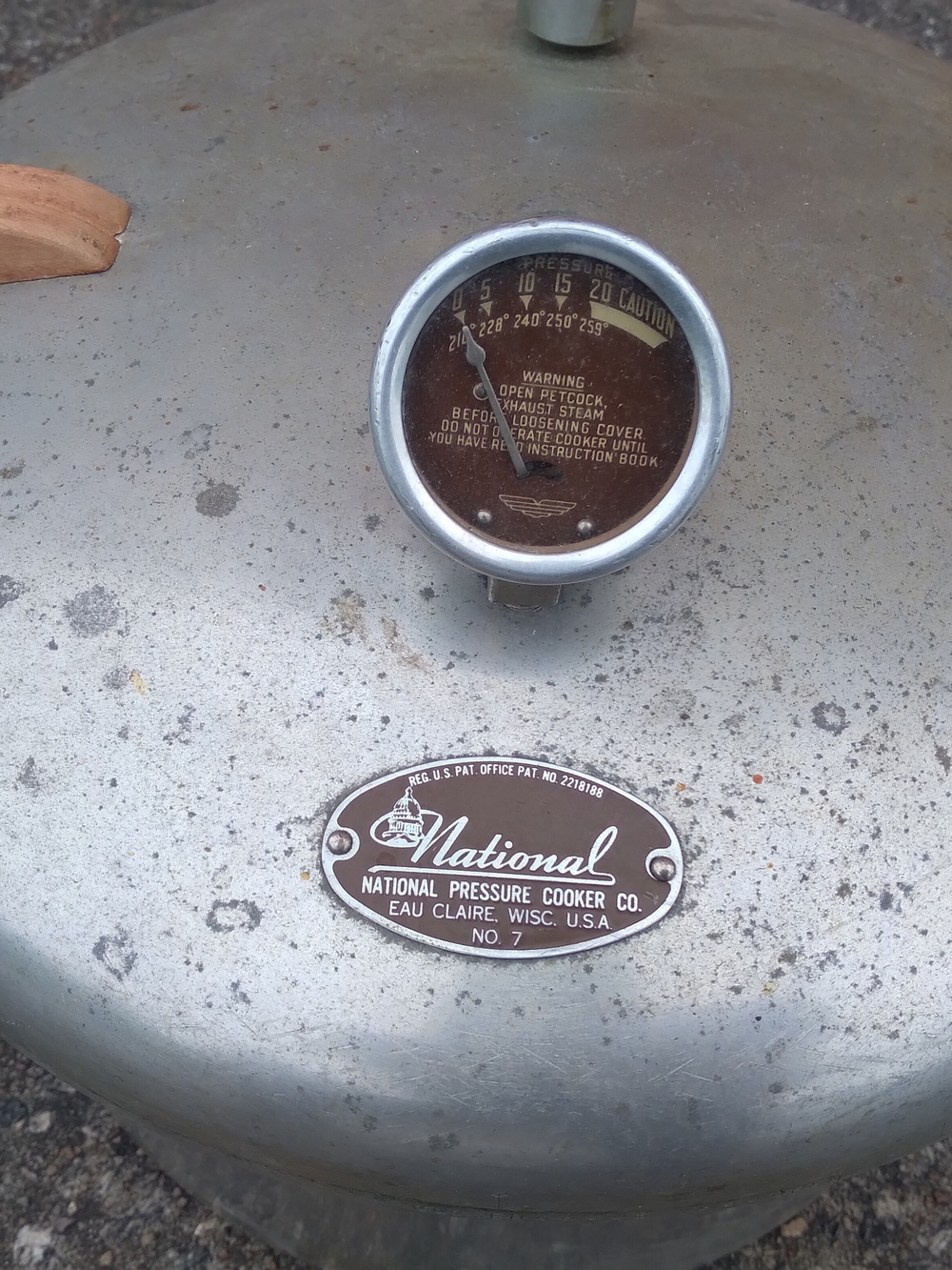 National Aluminum Pressure Cooker Lid with Built-In Gauge — Silver - Picture 3 of 4